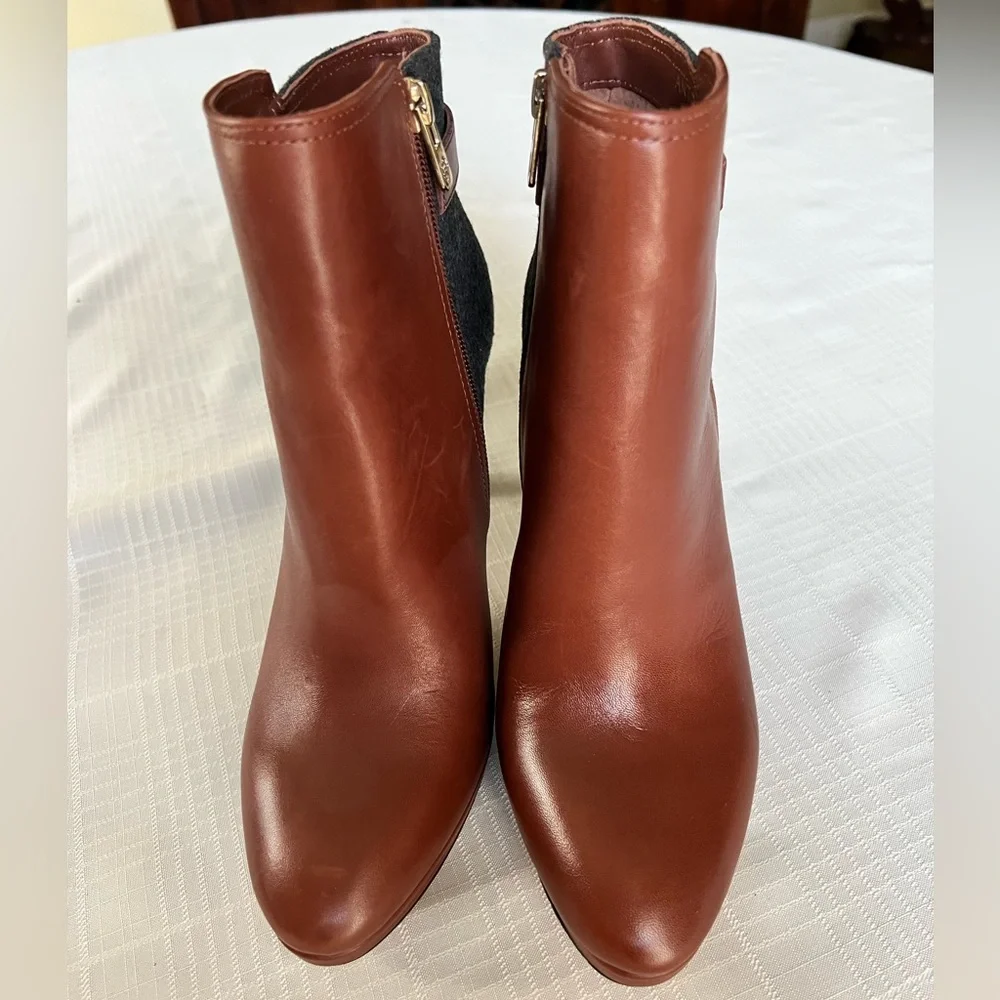 Antonio Melani Chestnut Leather And Wool Heeled Platform Ankle Boots Size 9 NWOT - Picture 2 of 10